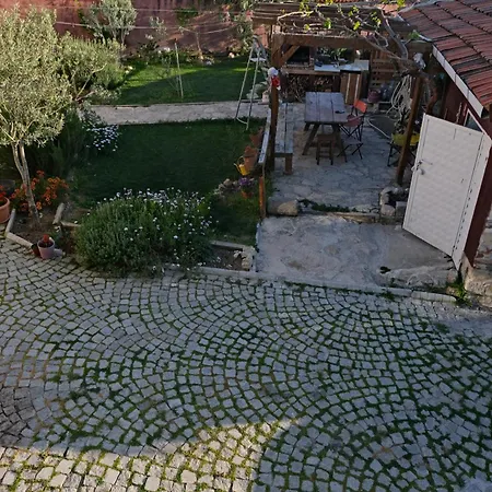 Mutlu Koey'de Sakinligin Adresi * Ayvalı